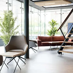 executive-residency-by-best-western-amsterdam-airport.ihotelsrotterdam.com/