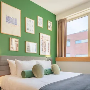 Maxhotel Amsterdam Airport Schiphol - Recently Renovated Hotel
